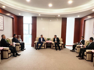 市委金融辦副主任許德林到訪(fǎng)青島國(guó)投 調(diào)研不良資產(chǎn)管理業(yè)務(wù)